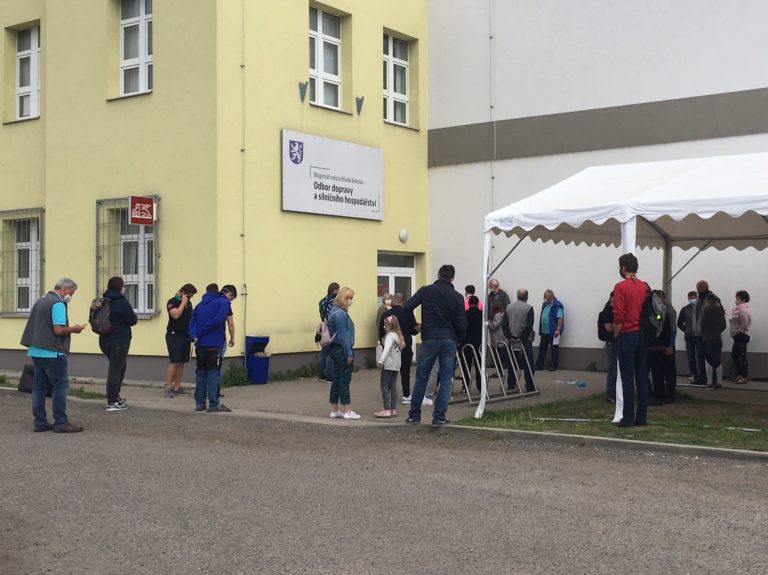 Zastavila korona a dovolené činnost radnice úplně?
